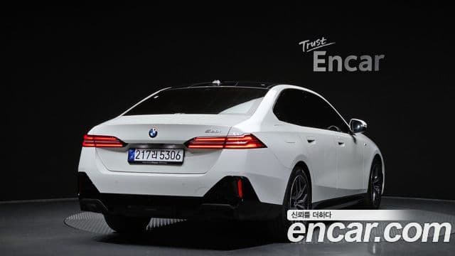 BMW 5시리즈 (G60) 520i M Sport, 2025 2