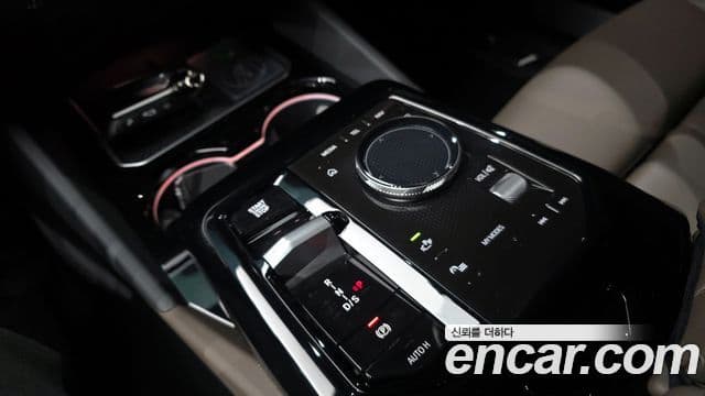 BMW 5시리즈 (G60) 520i M Sport, 2025 9