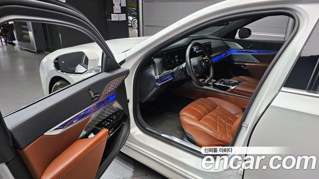 BMW 7시리즈 (G70) 750e xDrive M Sport, 2023 11