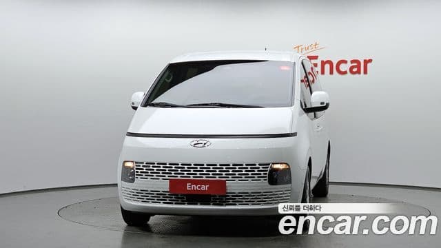 Hyundai Staria Modern, 2022 3
