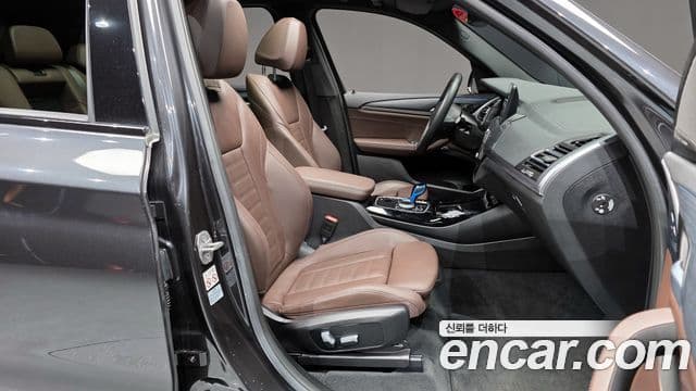 BMW iX3 M Sport, 2023 11