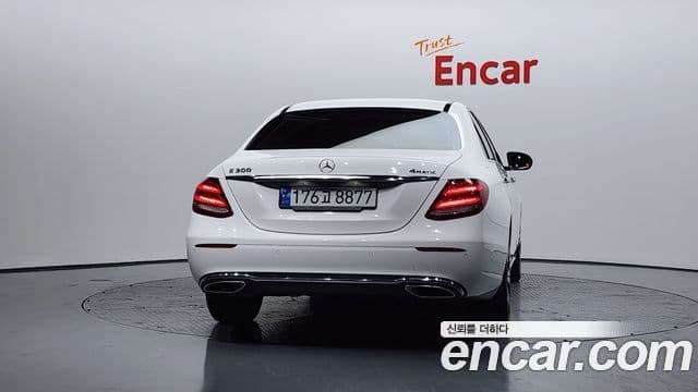 Mercedes-Benz E-класс W213 Avantgarde, 2018 4