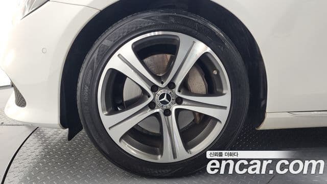 Mercedes-Benz E-класс W213 Avantgarde, 2018 все фото