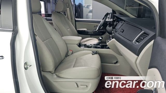 Kia The / новый New Carnival Special, 2020 10