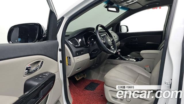 Kia The / новый New Carnival Special, 2020 11