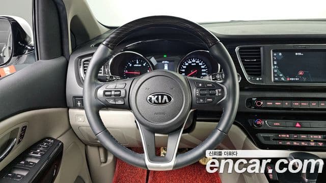 Kia The / новый New Carnival Special, 2020 13