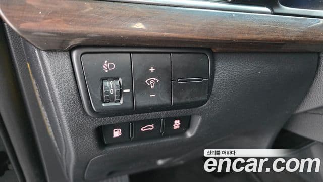 Kia All New K7 3.0 LPI Luxury (арендный автомобиль), 2019 13