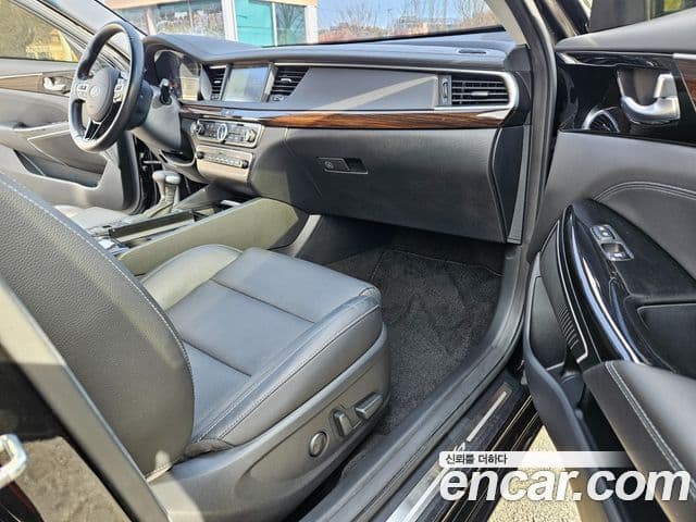 Kia All New K7 Prestige, 2018 15