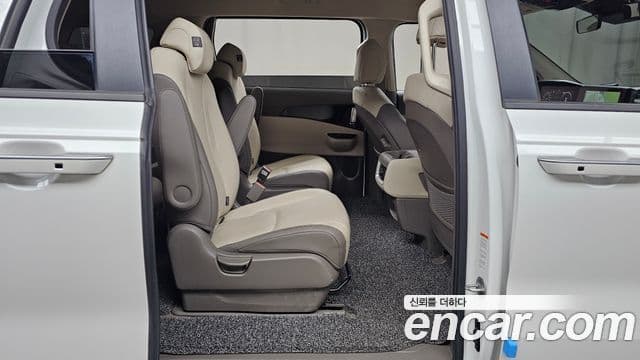 Kia Carnival 4세대 Prestige, 2022 12