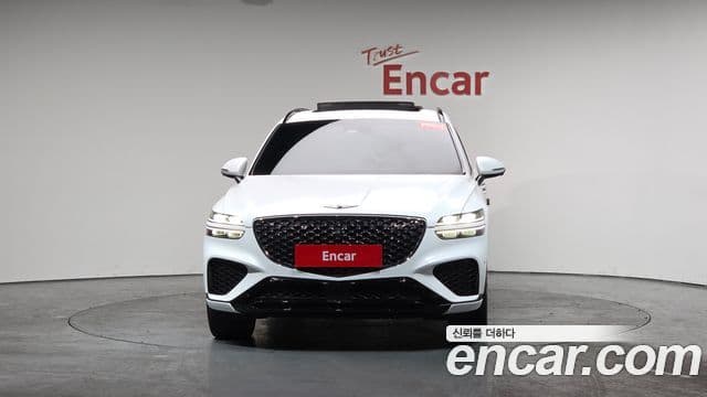 Genesis GV70, 2022 3