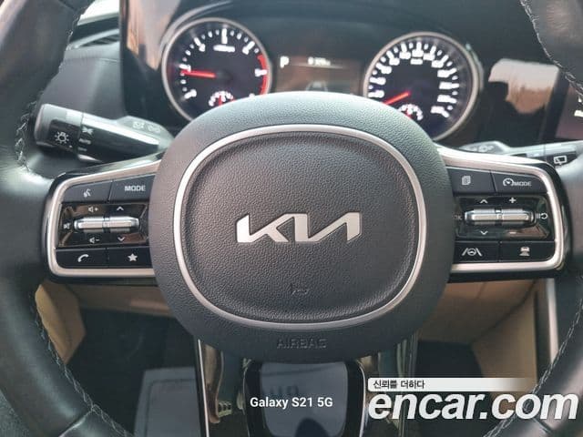 Kia Carnival 4세대 Prestige, 2022 11