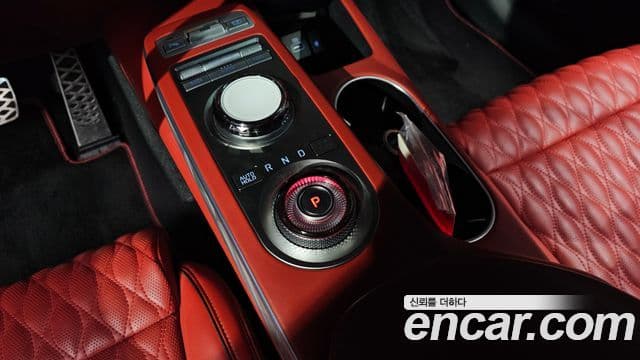 Genesis GV70, 2022 9