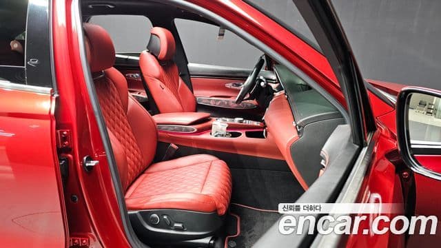 Genesis GV70, 2022 11