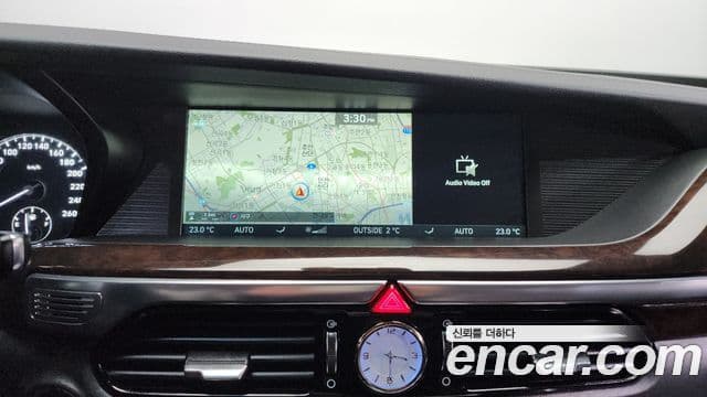 Genesis EQ900 Luxury, 2017 14