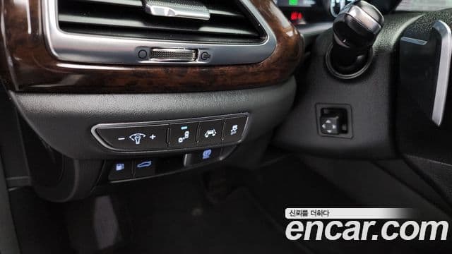 Genesis EQ900 Luxury, 2017 17