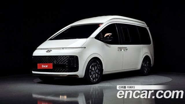 Hyundai Staria лимузин, 2023 1