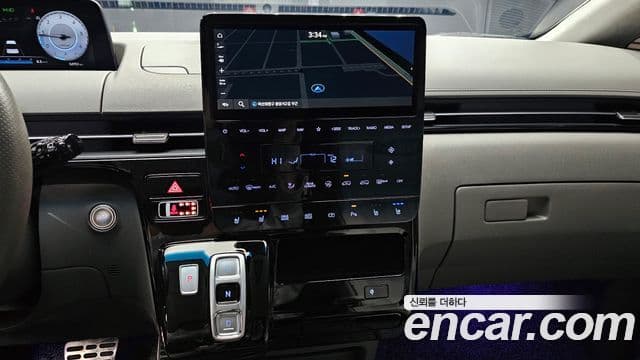 Hyundai Staria лимузин, 2023 14