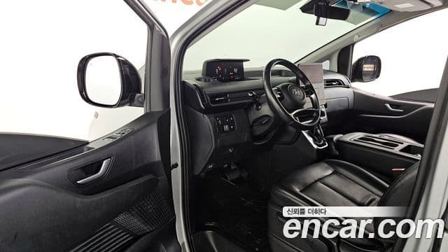 Hyundai Staria Modern, 2022 11