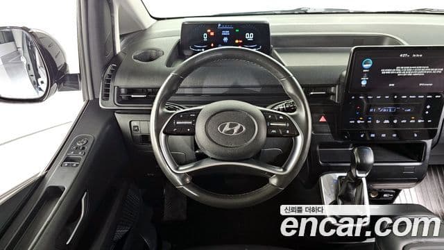 Hyundai Staria Modern, 2022 13