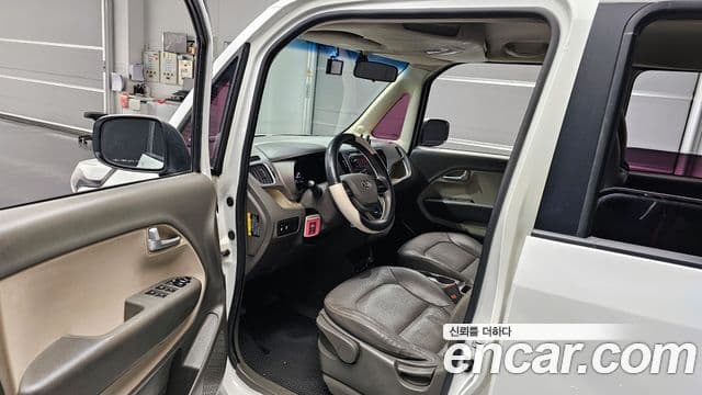 Kia Ray Luxury, 2013 10