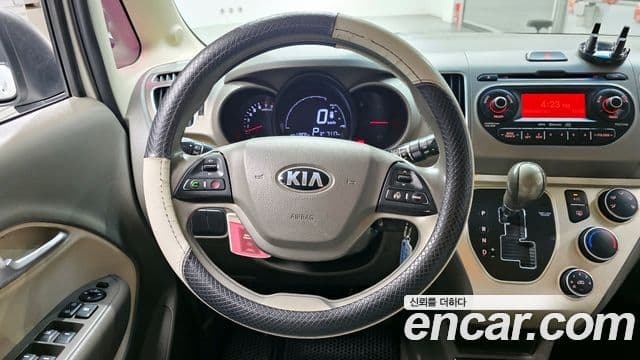 Kia Ray Luxury, 2013 13