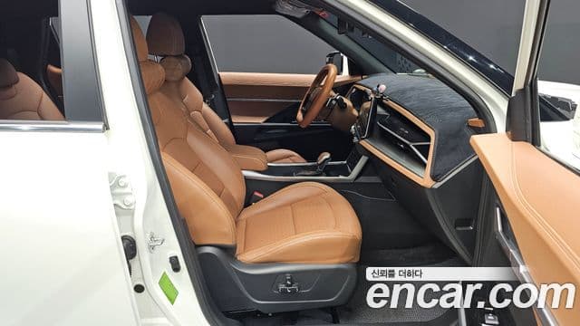 KG모빌리티(SsangYong) Torres T7, 2023 11