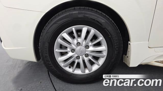 KG모빌리티(SsangYong) Korando 투리스모 4WD TX 9인승, 2019 все фото