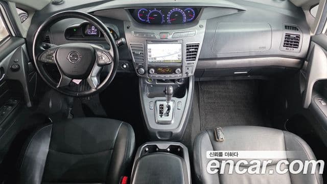 KG모빌리티(SsangYong) Korando 투리스모 4WD TX 9인승, 2019 7