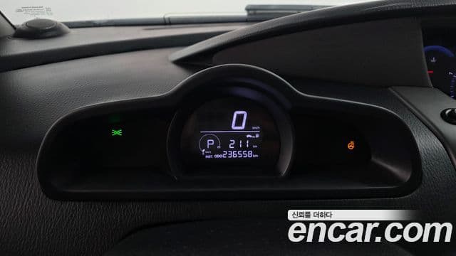 KG모빌리티(SsangYong) Korando 투리스모 4WD TX 9인승, 2019 8