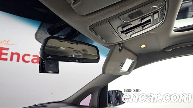 Kia All New Carnival Luxury, 2017 17