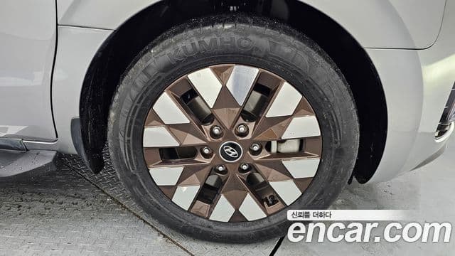 Hyundai Staria Prestige, 2024 все фото