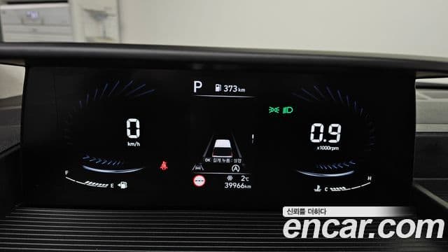 Hyundai Staria Prestige, 2024 8