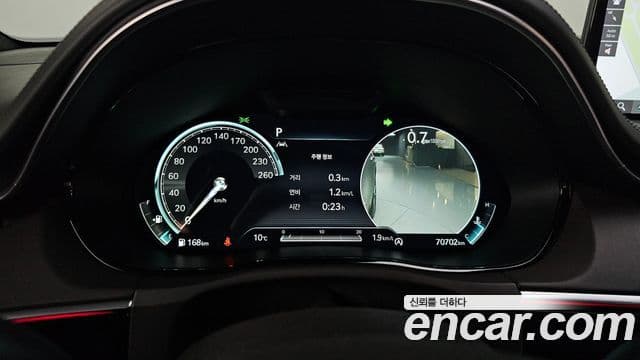 Genesis GV70, 2021 8