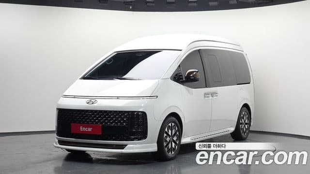 Hyundai Staria лимузин, 2023 1