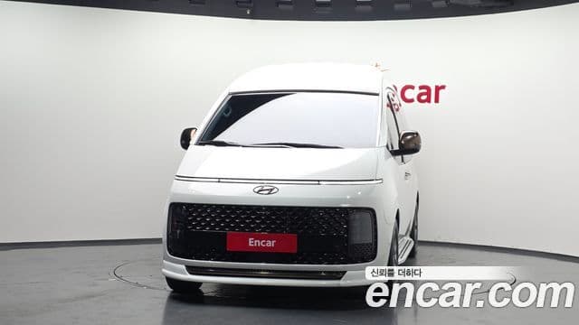 Hyundai Staria лимузин, 2023 3