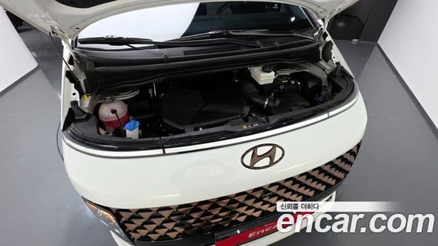 Hyundai Staria лимузин, 2023 6