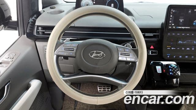 Hyundai Staria лимузин, 2023 14