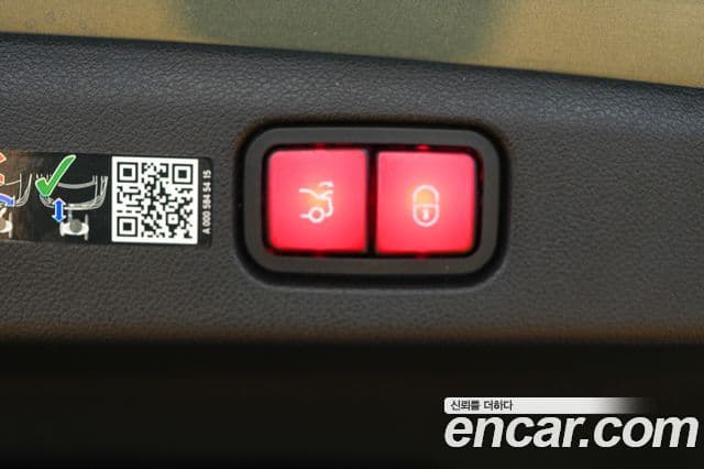 Mercedes-Benz E-класс W214 Avantgarde, 2025 20