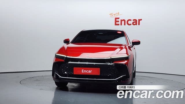 Toyota 크라운 кроссовер 2.4 4WD Dual Boost гибрид, 2023 3