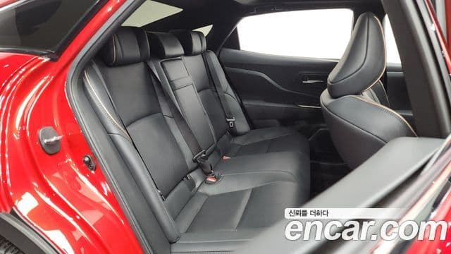 Toyota 크라운 кроссовер 2.4 4WD Dual Boost гибрид, 2023 12