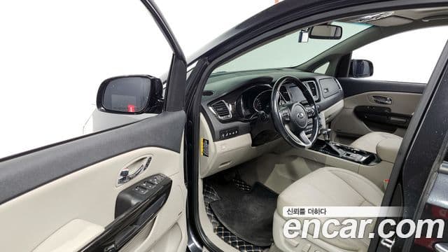 Kia The / новый New Carnival Special, 2019 10