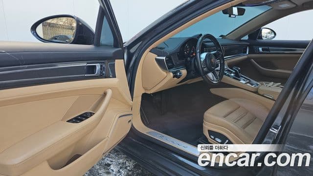 Porsche Panamera (971), 2018 все фото