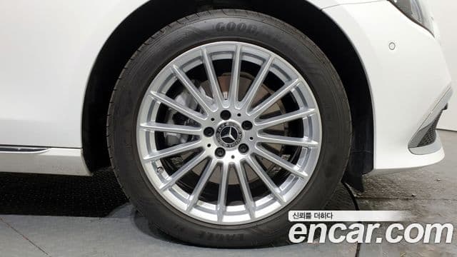 Mercedes-Benz E-класс W213 Exclusive, 2022 все фото