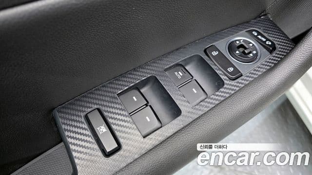 Hyundai LF Sonata Style, 2016 12