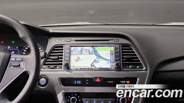 Hyundai LF Sonata Style, 2016 16