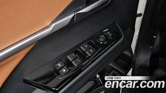 KG모빌리티(SsangYong) Torres T7, 2023 12