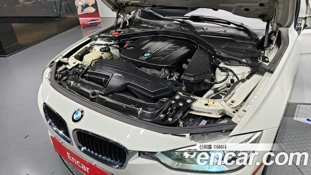 BMW 3시리즈 (F30), 2012 6