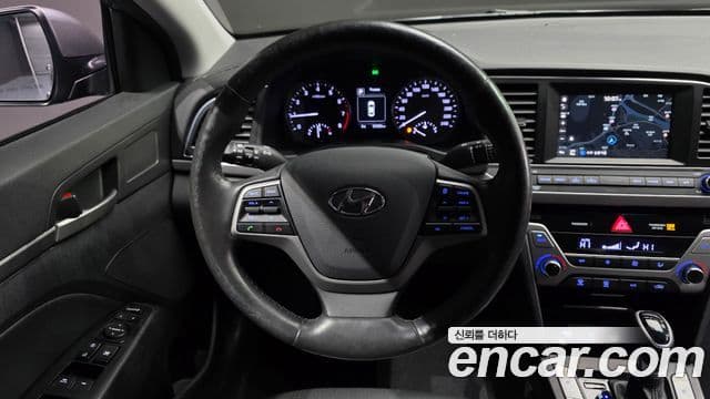 Hyundai Avante AD Special, 2016 13