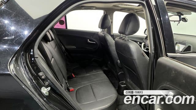 Kia All New Morning Luxury, 2013 11