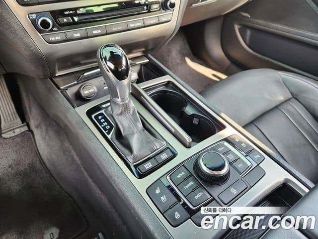 Hyundai Genesis DH Premium, 2016 13